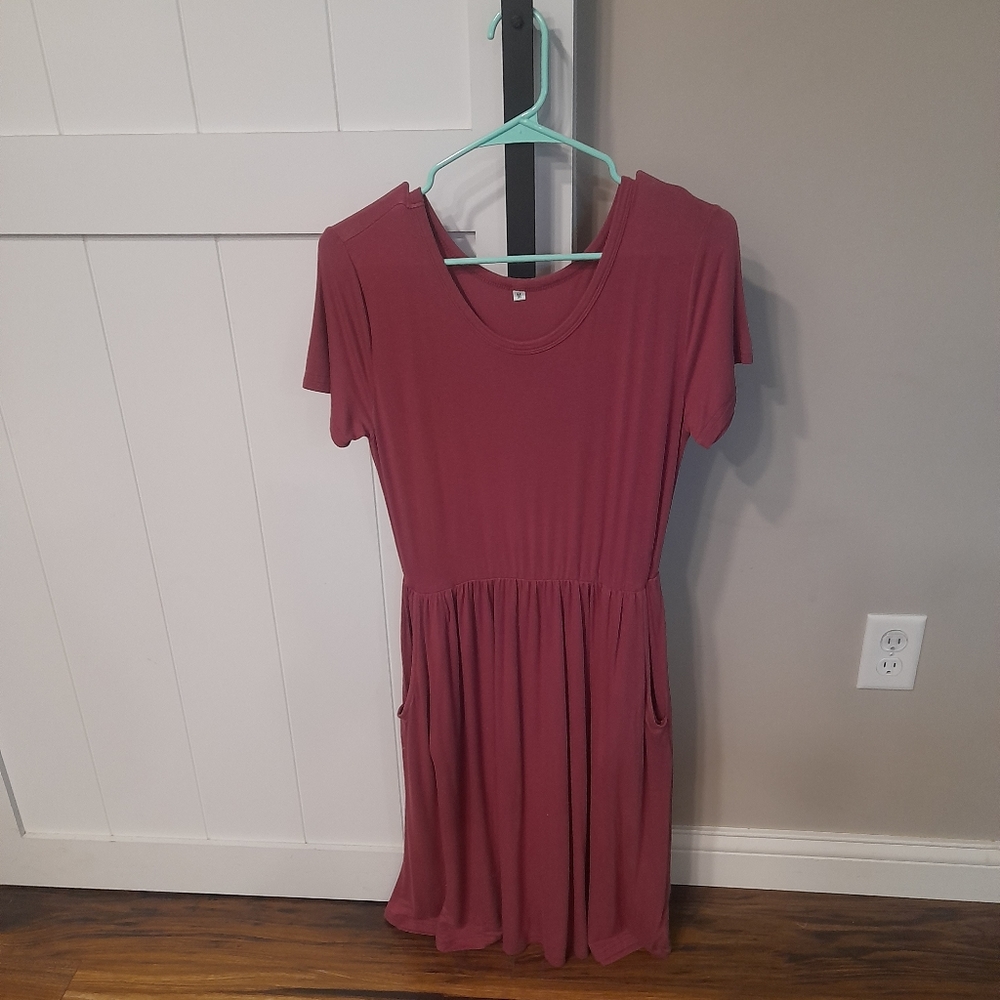 Women's dress with pockets